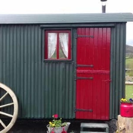 Ruby Shepherds Hut Sleeps 4 Rhayader Exterior photo